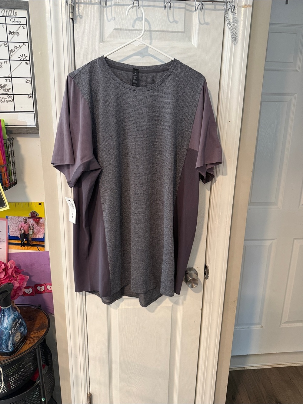 lululemon athletica Men's Short Sleeve Tee - Charcoal and Plum